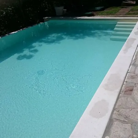 With Lake View And Saltwater Pool *