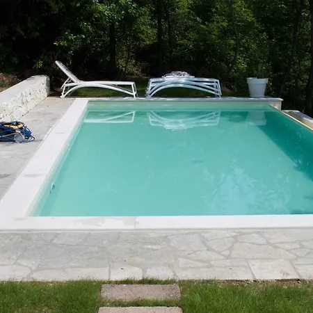 With Lake View And Saltwater Pool Tremosine